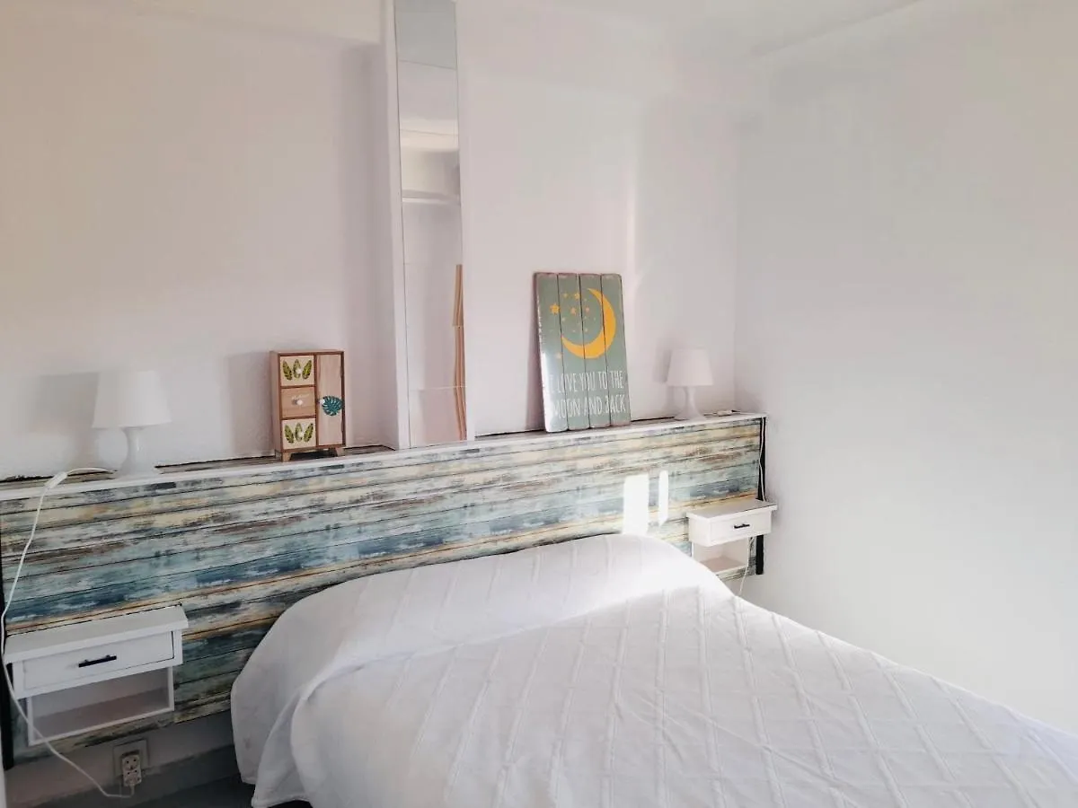 Apartamento Palmeras La Pineda Spagna